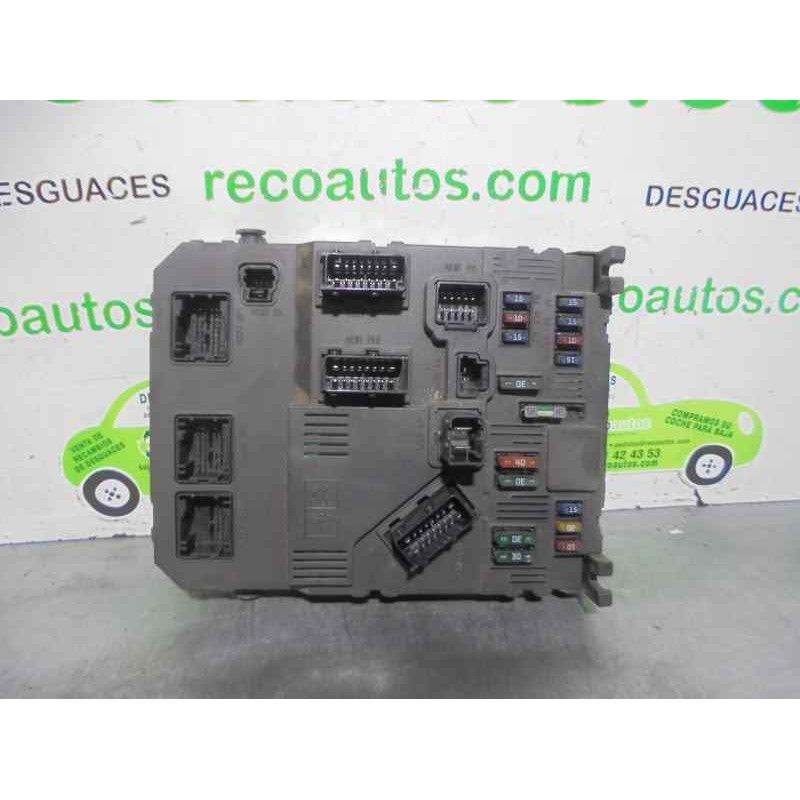 Recambio de caja reles / fusibles para peugeot 206 berlina xr referencia OEM IAM 964677380  