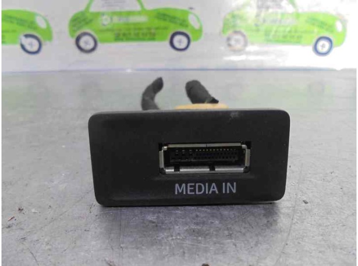 Recambio de sistema audio / radio cd para seat leon (5f1) 1.6 tdi referencia OEM IAM 5F0035222C 