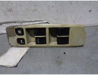 Recambio de mando elevalunas delantero izquierdo para nissan primera berlina (p12) 1.9 16v turbodiesel cat referencia OEM IAM 25