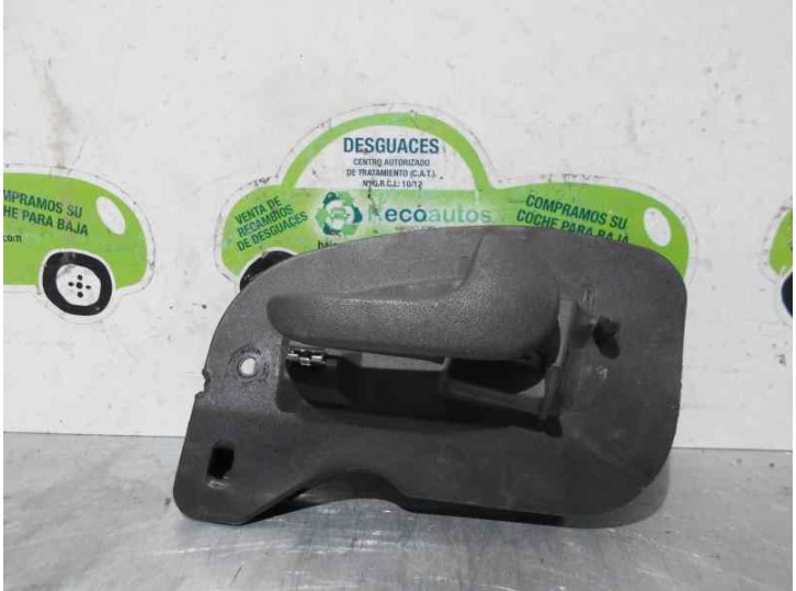 Recambio de maneta interior delantera derecha para opel combo (corsa c) 1.3 16v cdti referencia OEM IAM 13104264 13104264 CAJA 3