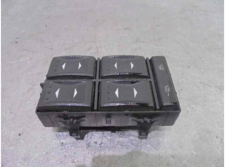 Recambio de mando elevalunas delantero izquierdo para ford mondeo iii sedán (b4y) 2.0 tdci referencia OEM IAM 1S7T14A132BD 03163