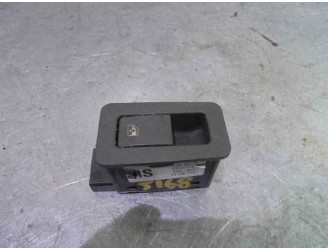 Recambio de mando elevalunas trasero izquierdo para opel omega b 2.5 turbodiesel (x 25 td / u 25 td / l93) referencia OEM IAM 53