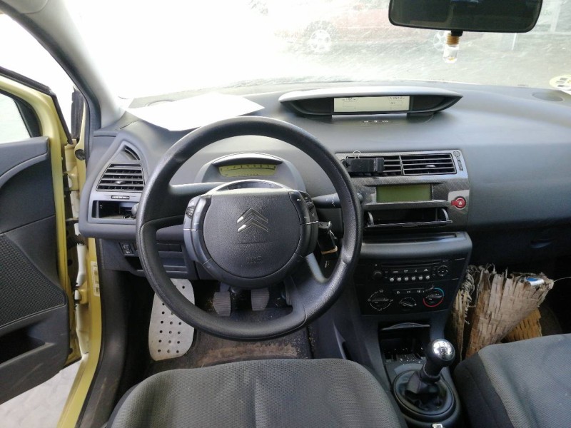 citroën c4 coupe del año 2005