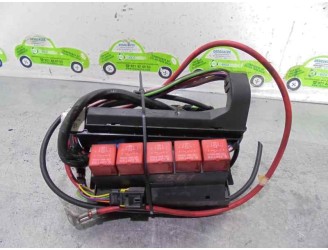 Recambio de caja reles / fusibles para renault espace iv (jk0) 1.9 dci diesel referencia OEM IAM 8300463914 52410269 DELPHI