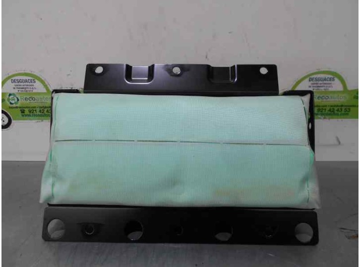 Recambio de airbag delantero derecho para kia cerato 1.6 cat referencia OEM IAM 845302F000 845302F000 