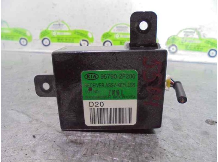 Recambio de centralita cierre para kia cerato 1.6 cat referencia OEM IAM 957902F200 