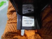 Replacement front right window regulator switch for Nissan Primera sedan (P12) 1.9 16V turbodiesel cat OEM IAM reference 2541