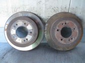 Recambio de disco freno trasero para hyundai tucson (jm) 2.0 crdi cat referencia OEM IAM 584113A300 