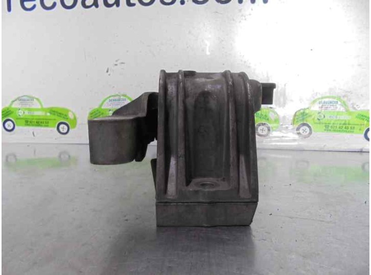 Recambio de soporte motor derecho para seat leon (1p1) 1.9 tdi referencia OEM IAM 1K0199262BA 