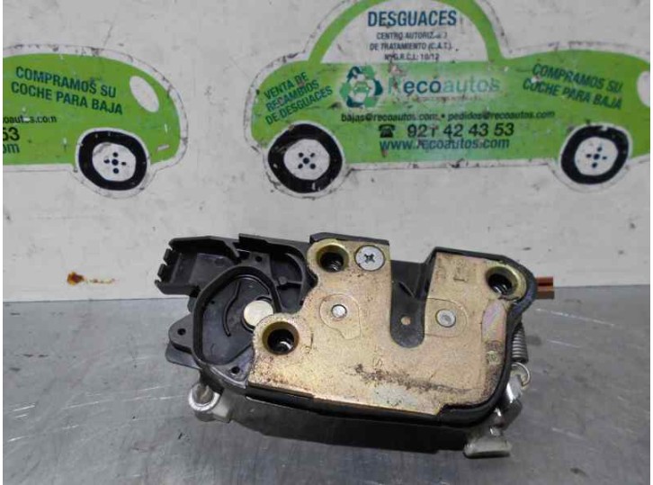 Recambio de cerradura puerta delantera derecha para toyota corolla (e11) 1.4 16v cat referencia OEM IAM 3 PUERTAS