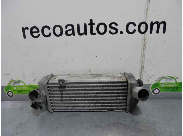 Recambio de intercooler para hyundai ix20 1.6 crdi cat referencia OEM IAM 282712A700 ADC12 HCC