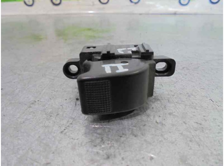 Recambio de mando elevalunas trasero izquierdo para mazda 6 monovolumen (gy) 2.3 cat referencia OEM IAM   