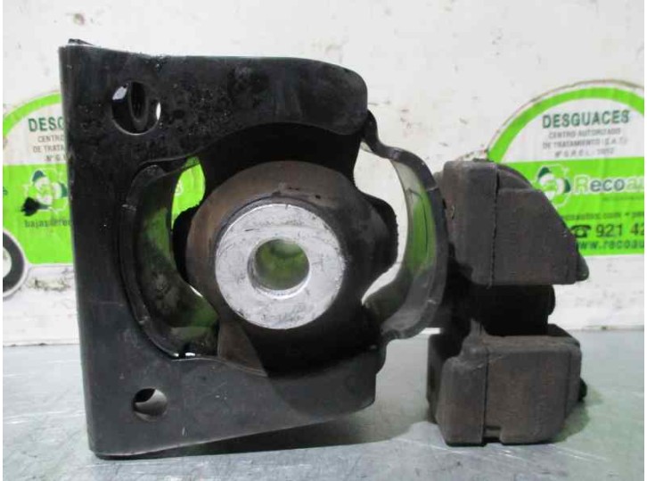 Recambio de soporte motor delantero para toyota prius (nhw30) 1.8 16v cat (híbrido) referencia OEM IAM 1F077402 