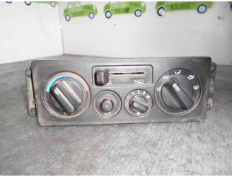 Replacement heater / air conditioning control unit for Opel Monterey 3.0 DTI CAT OEM IAM reference 5261804922 