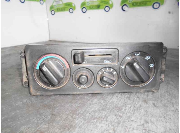 Replacement heater / air conditioning control unit for Opel Monterey 3.0 DTI CAT OEM IAM reference 5261804922 