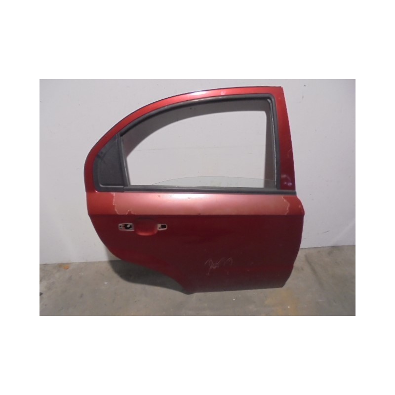 Recambio de puerta trasera derecha para chevrolet aveo lt referencia OEM IAM 96942268 GRANATE 4 PUERTAS