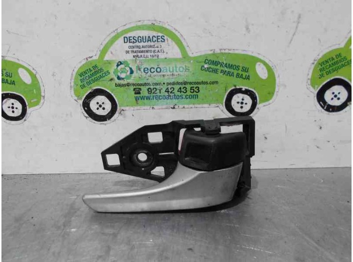 Recambio de maneta interior delantera derecha para toyota prius (nhw30) 1.8 16v cat (híbrido) referencia OEM IAM CESTA 4 