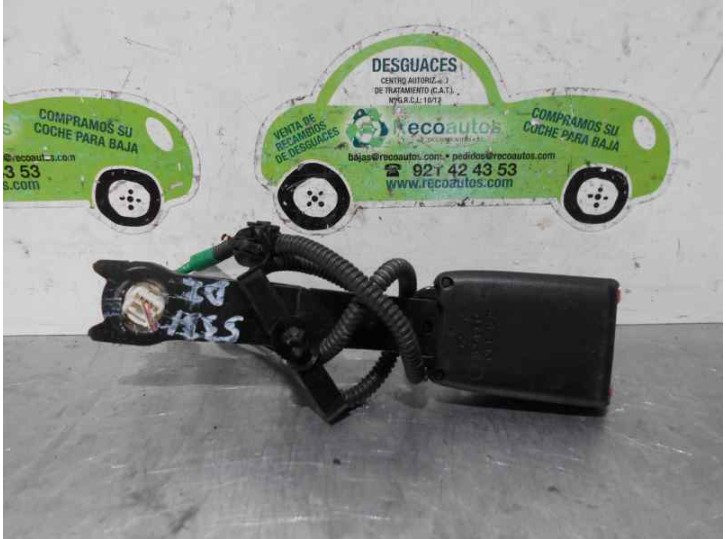 Recambio de enganche cinturon para toyota prius (nhw30) 1.8 16v cat (híbrido) referencia OEM IAM 15583  5 PUERTAS