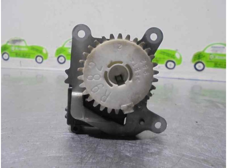 Recambio de motor calefaccion para toyota prius (nhw30) 1.8 16v cat (híbrido) referencia OEM IAM 0638001100  