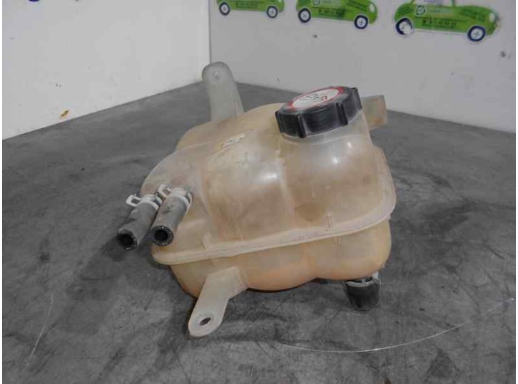 Recambio de deposito expansion para ford transit mod.2000 caja abierta 2.0 td cat referencia OEM IAM YC158A080AD 