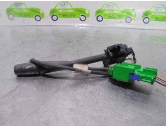 Recambio de mando radio volante para peugeot 206 berlina xr referencia OEM IAM 96291110ZL 34413201 