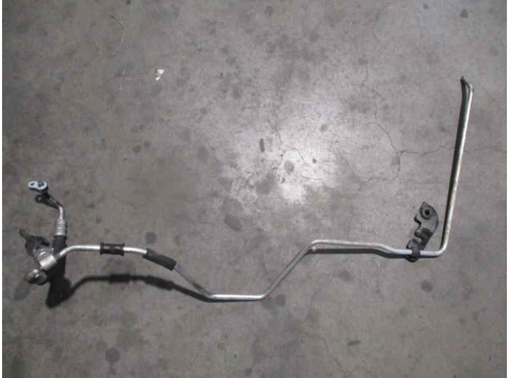 Replacement air conditioning pipes for Hyundai Tucson (JM) 2.0 CRDi CAT OEM IAM reference 977682E300 