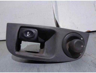 Recambio de mando elevalunas delantero izquierdo para renault megane i fase 2 berlina (ba0) 1.9 dti diesel cat referencia OEM IA