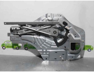 Replacement front left window regulator for Hyundai Tucson (JM) 2.0 CRDi CAT OEM IAM reference 824202E010 2 PINS 5 DOORS