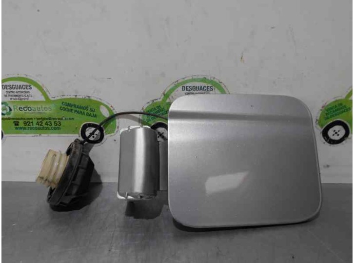 Recambio de tapa exterior combustible para kia cerato 1.6 cat referencia OEM IAM   GRIS
