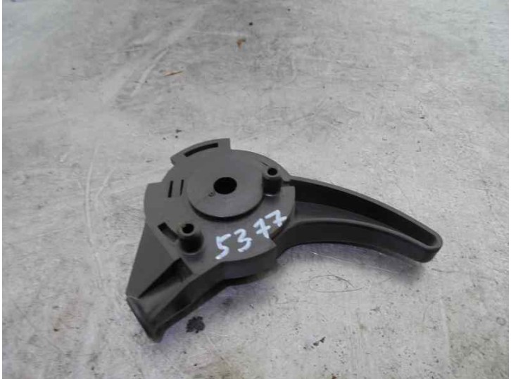 Recambio de cerradura capot para mercedes-benz clase m (w163) 2.7 cdi 20v cat referencia OEM IAM A1638800159 TIRADOR INF CAPO 5 