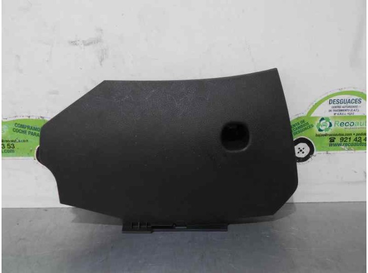 Recambio de moldura para citroën berlingo cuadro 1.6 16v hdi referencia OEM IAM 9680935077 9680935077 