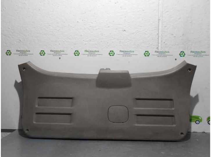 Recambio de porton trasero para hyundai tucson (jm) 2.0 crdi cat referencia OEM IAM 817502E000 817502E000 
