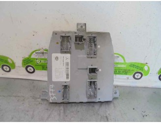 Recambio de caja reles / fusibles para mercedes-benz clase c (w205) lim. c 220 cdi bluetec (205.004) referencia OEM IAM A2059003