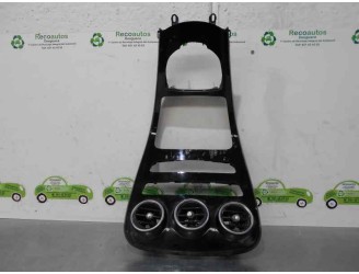 Recambio de consola para mercedes-benz clase c (w205) lim. c 220 cdi bluetec (205.004) referencia OEM IAM A2056805107 A205680510