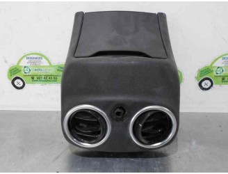 Recambio de aireador para mercedes-benz clase c (w205) lim. c 220 cdi bluetec (205.004) referencia OEM IAM A2058308301 A20583083