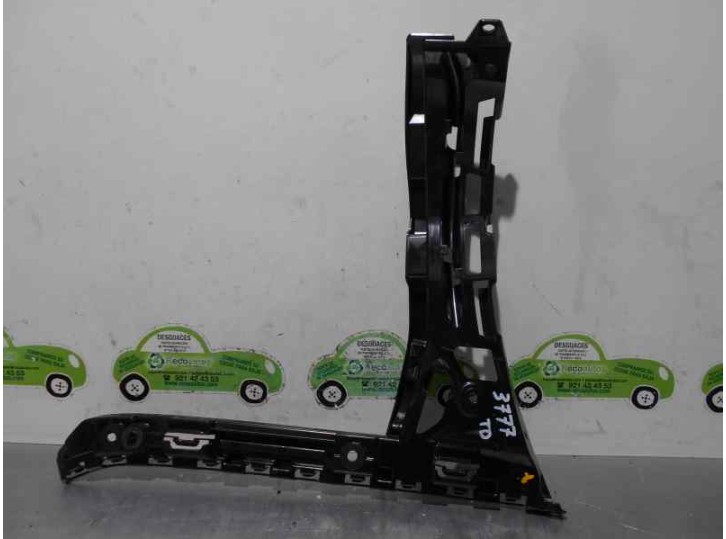 Recambio de molduras traseras para mercedes-benz clase c (w205) lim. c 220 cdi bluetec (205.004) referencia OEM IAM A2058800230 