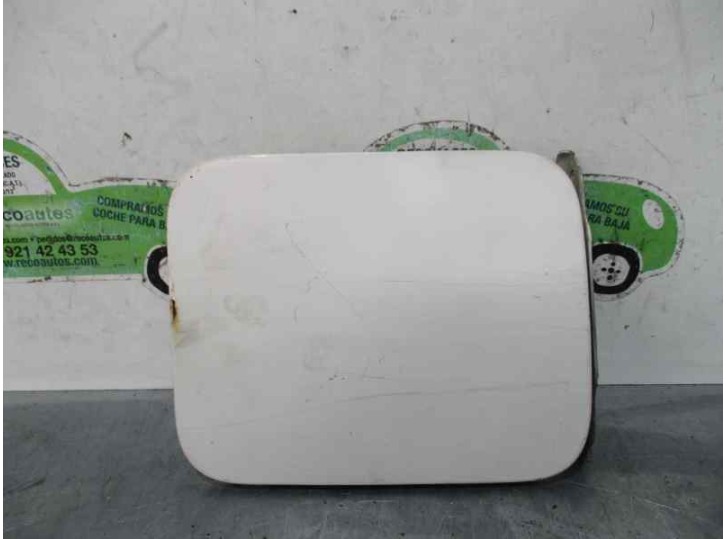 Recambio de tapa exterior combustible para kia sorento 2.5 crdi referencia OEM IAM   GRIS