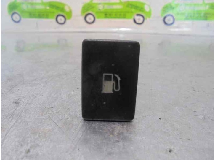 Recambio de mando para toyota avensis (t27) 2.2 d-4d cat referencia OEM IAM 8415002040 15C252 