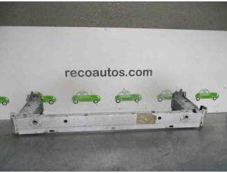 Recambio de refuerzo paragolpes trasero para toyota avensis (t27) 2.2 d-4d cat referencia OEM IAM  DE HIERRO 