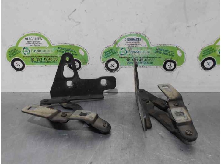 Recambio de bisagra capot para seat leon (1p1) 1.9 tdi referencia OEM IAM 1P0823302 