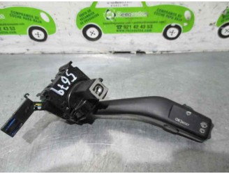 Replacement wiper stalk for Seat Leon (1P1) Comfort Limited OEM IAM reference 1K0953519A 