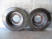 Replacement rear brake disc for Mitsubishi Galant Saloon (EA0) 2000 GLS Climatizado OEM IAM reference MB668083 