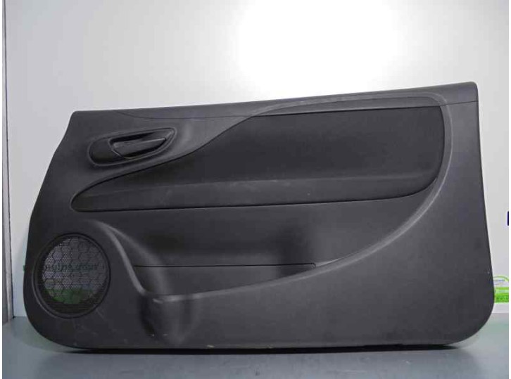 Recambio de guarnecido puerta delantera derecha para fiat punto (evo) (199) 1.3 16v jtd cat referencia OEM IAM 1865261 3P