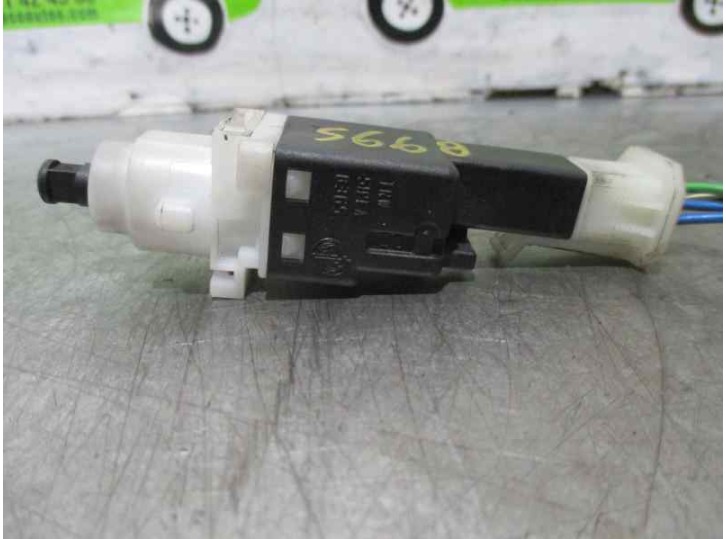 Recambio de interruptor para fiat stilo (192) 1.8 16v cat referencia OEM IAM 60669020 8365 TRW