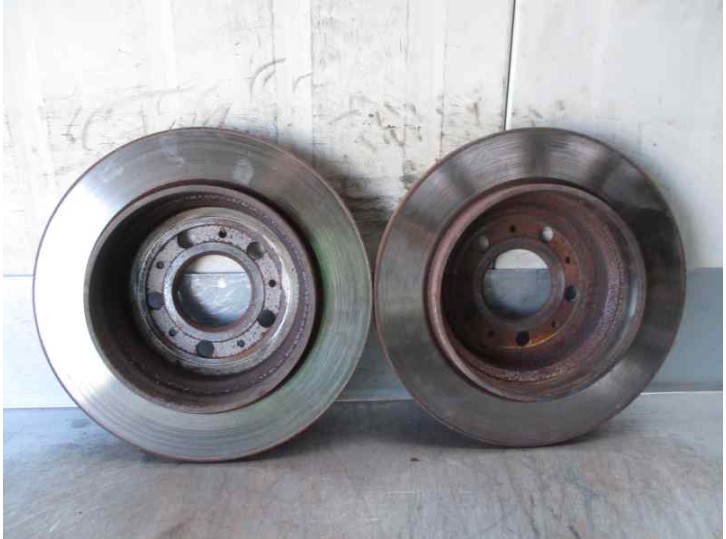 Recambio de disco freno trasero para volvo s60 berlina 2.3 20v turbo cat referencia OEM IAM 