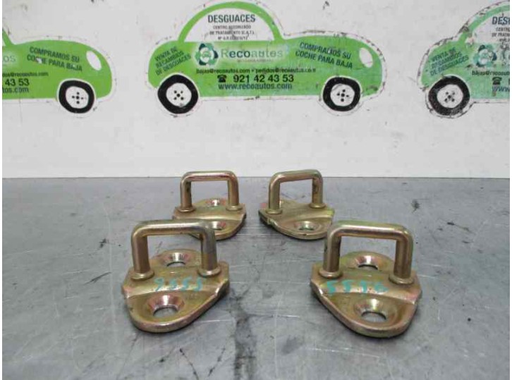 Recambio de bisagra puerta para opel monterey 3.0 dti cat referencia OEM IAM 