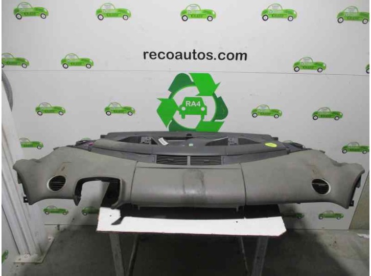 Recambio de salpicadero para renault espace iv (jk0) 1.9 dci diesel referencia OEM IAM 7701207635 GRIS 
