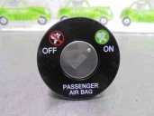 Recambio de boton airbag para kia sorento 2.5 crdi referencia OEM IAM   