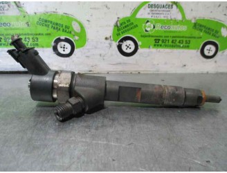 Recambio de inyector para renault laguna ii (bg0) 1.9 dci diesel referencia OEM IAM 7700111014 0445110021 BOSCH