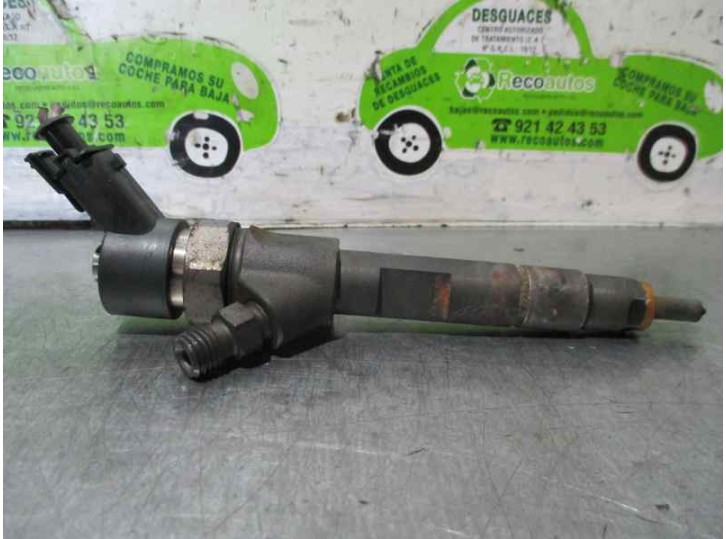 Recambio de inyector para renault laguna ii (bg0) 1.9 dci diesel referencia OEM IAM 7700111014 0445110021 BOSCH